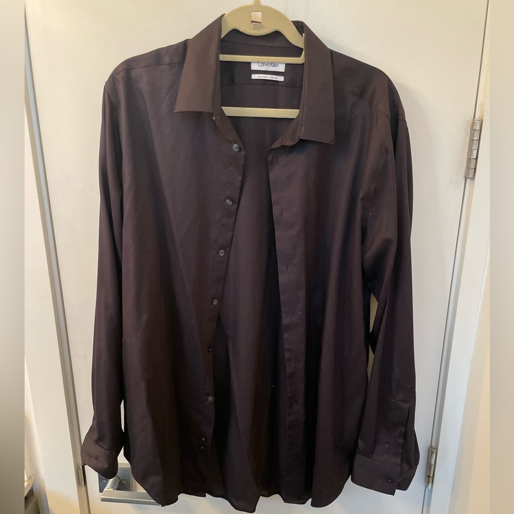 Calvin Klein black button down non-iron slim fit 17, 34/35 100% cotton